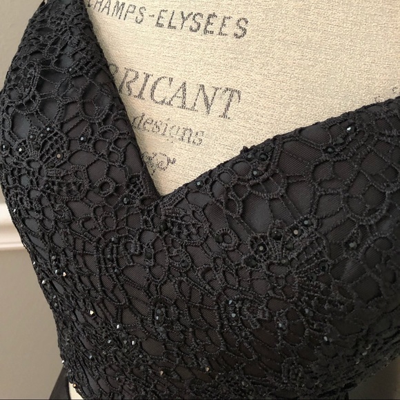 NEW ALYCE PARIS SZ 12 BLACK TWO PIECE LACE BEADED FORMAL EVENING GOWN - Picture 4 of 16